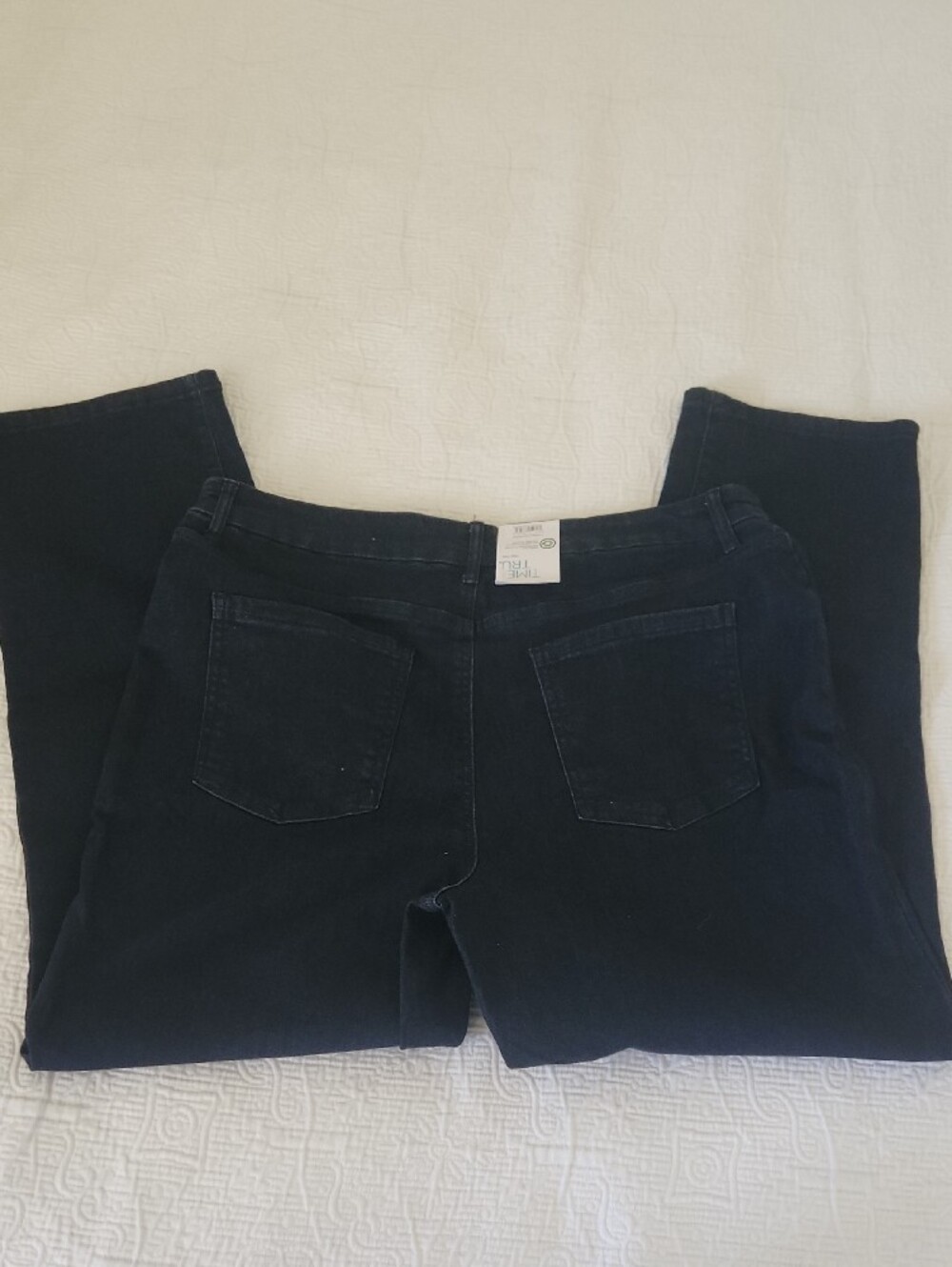 Time and Tru Women's Straight Leg Jeans in Black - Picture 2 of 4